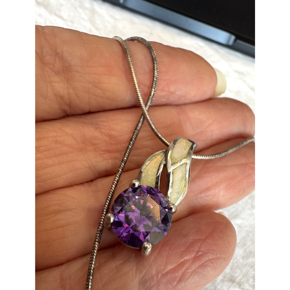 Gorgeous Sterling Silver Opal Inlay Purple Faceted Stone Pendant Necklace - Picture 3 of 8